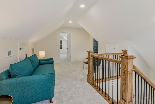 25 Euclid Avenue, Wyoming, OH 45215