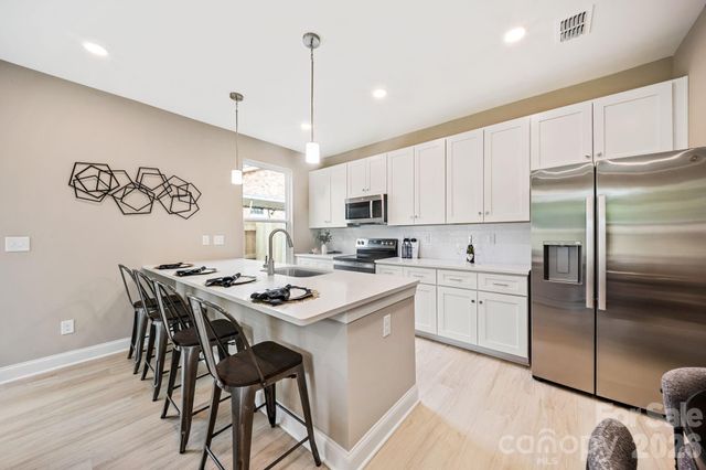 3308 Meredith Avenue, Charlotte, NC 28208