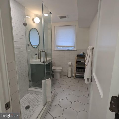 26 FOREST HILL DR, Cherry Hill, NJ 08003