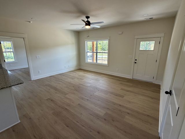 1750 Old Gallatin Rd, Portland, TN 37148