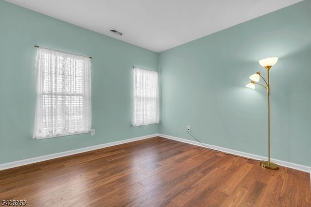 2 Steele Pl 202, Hillsborough Twp., NJ 08844