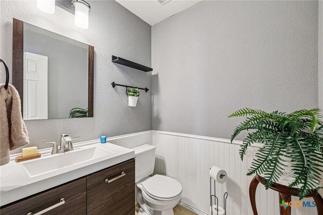 1803 Candlelight Drive, Leander, TX 78641