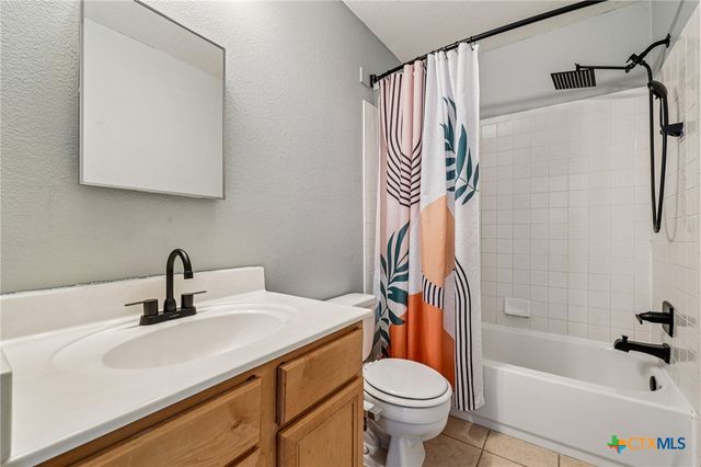 1803 Candlelight Drive, Leander, TX 78641