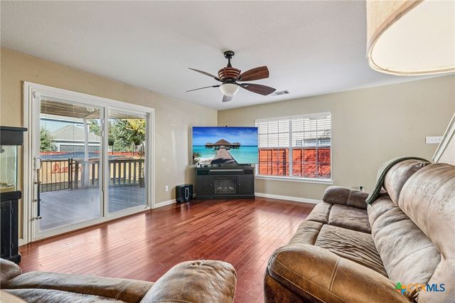 1803 Candlelight Drive, Leander, TX 78641