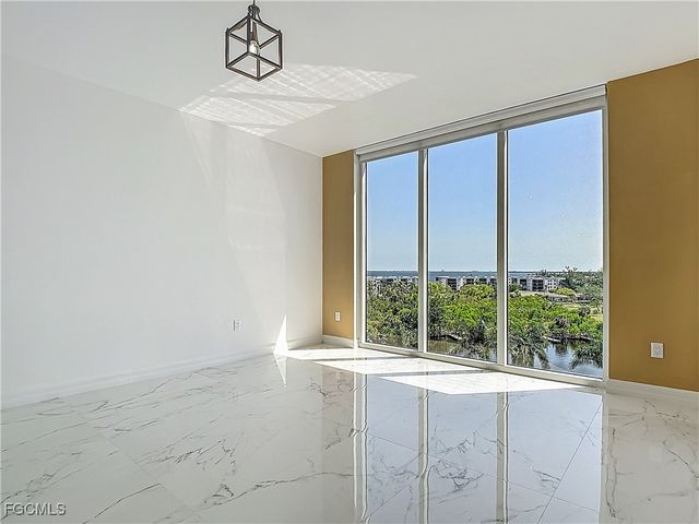 3426 Hancock Bridge PKWY 706, North Fort Myers, FL 33903