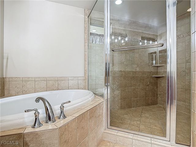 3426 Hancock Bridge PKWY 706, North Fort Myers, FL 33903