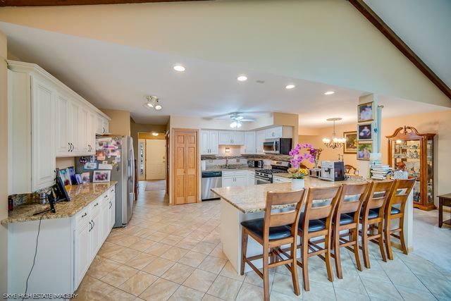 12152 Forestview Drive, Orland Park, IL 60467