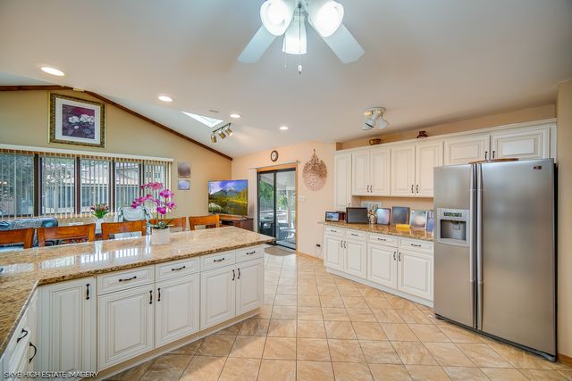 12152 Forestview Drive, Orland Park, IL 60467