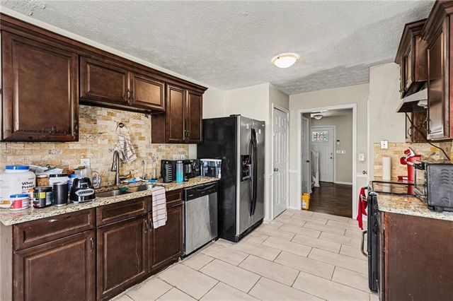 4810 Hillside Court, Powder Springs, GA 30127