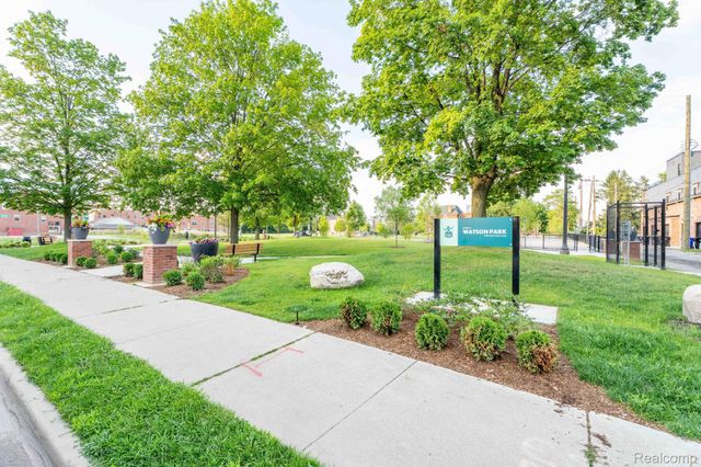 246 Edmund Place, Detroit, MI 48201