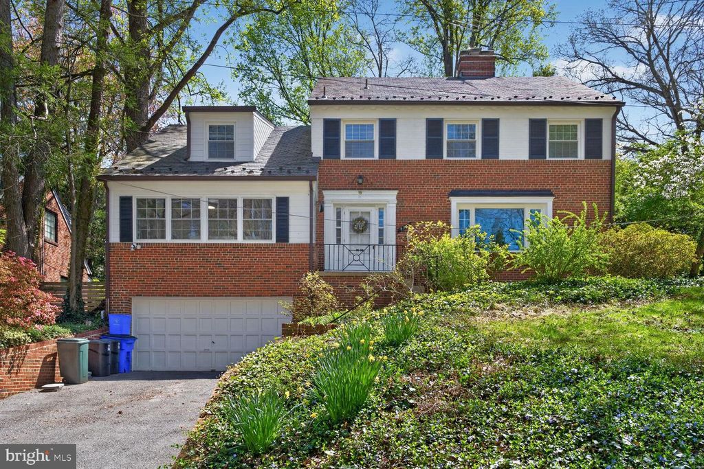 7215 ROLLINGWOOD DR, Chevy Chase, MD 20815