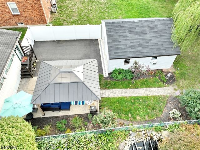 112 Diamond Bridge Ave, Hawthorne Boro, NJ 07506