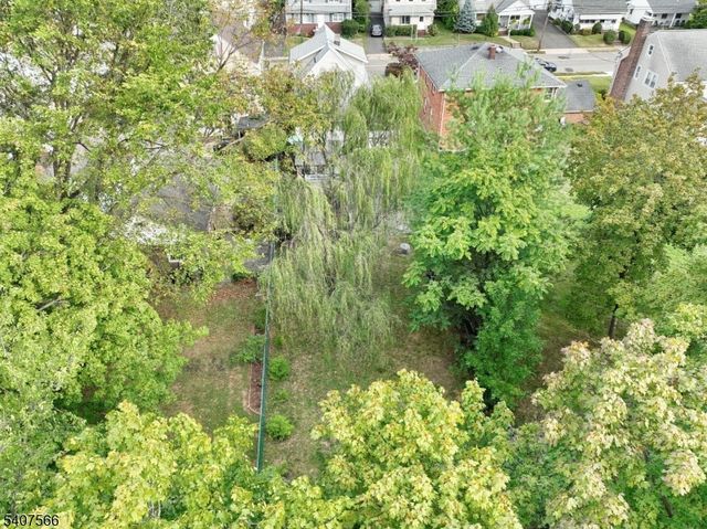 112 Diamond Bridge Ave, Hawthorne Boro, NJ 07506