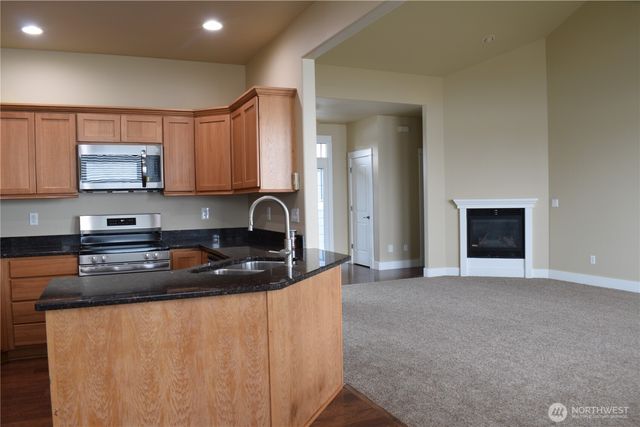 1363 Boulder Loop, East Wenatchee, WA 98802