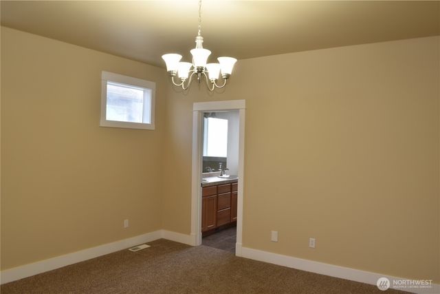 1363 Boulder Loop, East Wenatchee, WA 98802