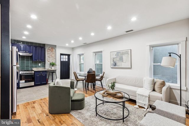 2504 E YORK ST, Philadelphia, PA 19125