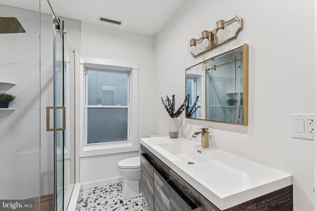 2504 E YORK ST, Philadelphia, PA 19125