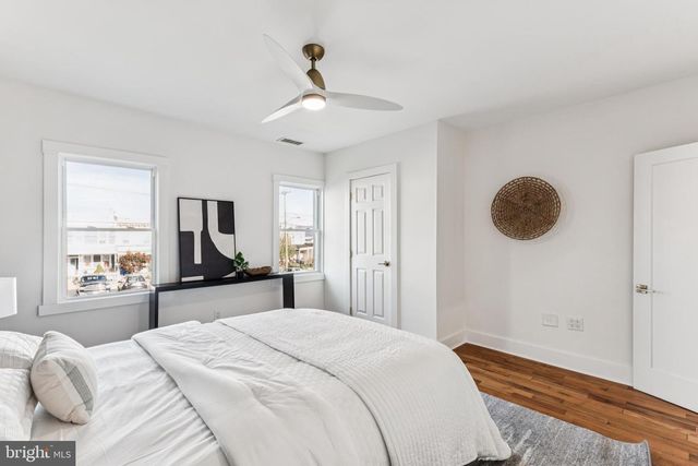 2504 E YORK ST, Philadelphia, PA 19125