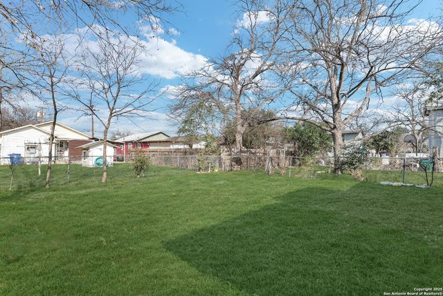 4423 Buena Vista, San Antonio, TX 78237