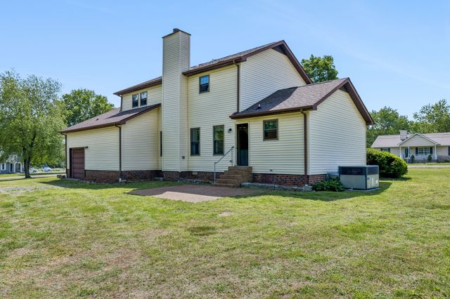 749 Walnut Ridge Dr, La Vergne, TN 37086