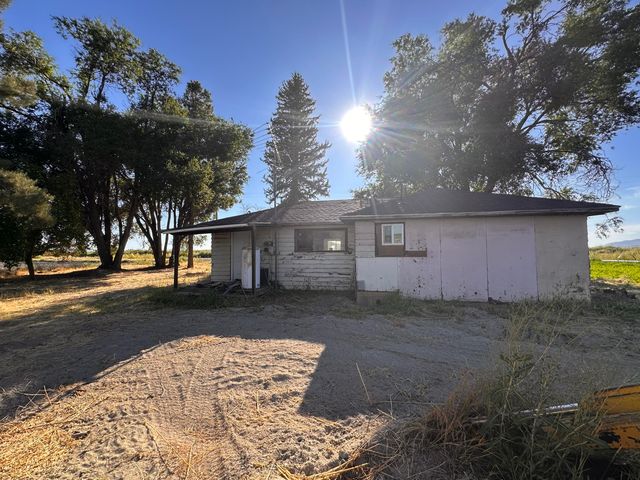 2567 Co Rd 106, Tulelake, CA 96134