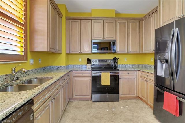16580 Goldenrod LN 103, Alva, FL 33920