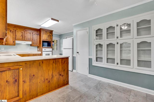 12 Mcswain Drive, Greenville, SC 29615