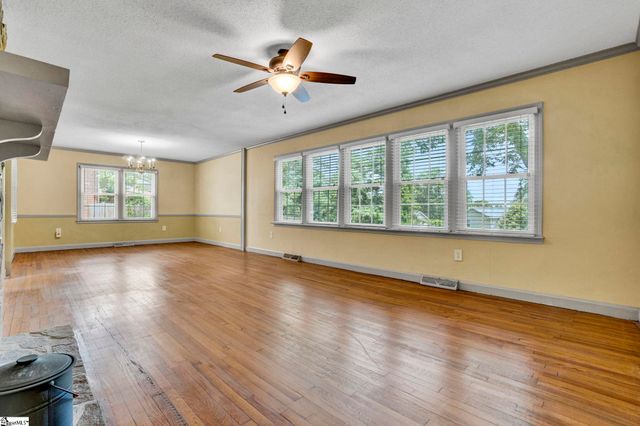 12 Mcswain Drive, Greenville, SC 29615