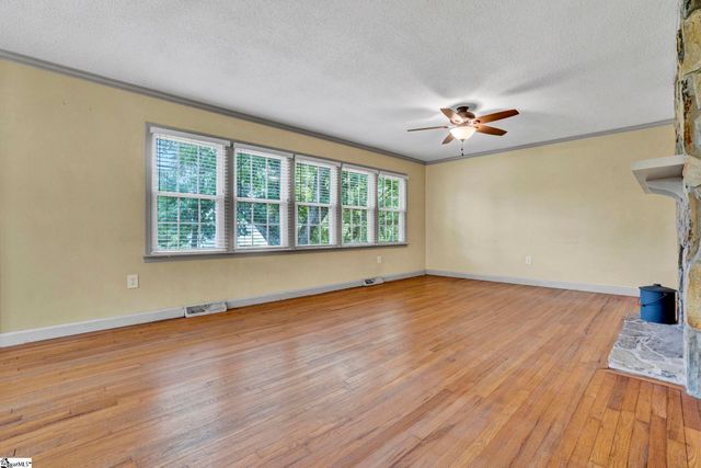 12 Mcswain Drive, Greenville, SC 29615