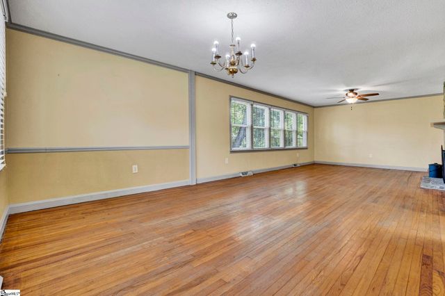 12 Mcswain Drive, Greenville, SC 29615