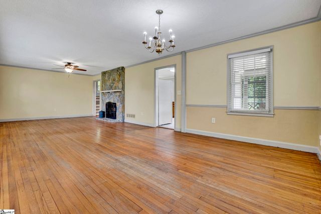 12 Mcswain Drive, Greenville, SC 29615