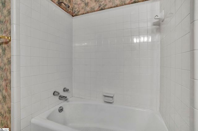 12 Mcswain Drive, Greenville, SC 29615