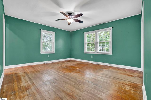12 Mcswain Drive, Greenville, SC 29615
