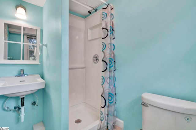 12 Mcswain Drive, Greenville, SC 29615
