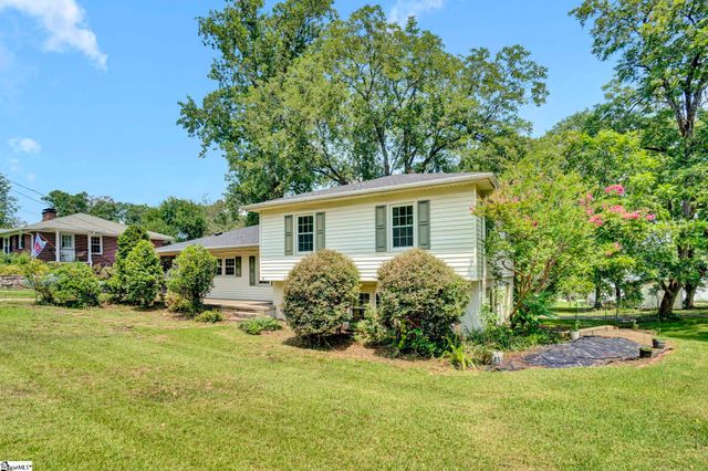 12 Mcswain Drive, Greenville, SC 29615