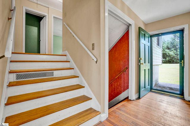 12 Mcswain Drive, Greenville, SC 29615