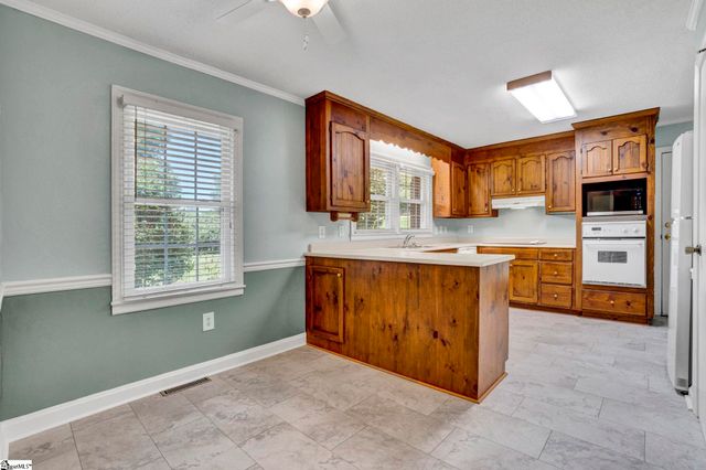 12 Mcswain Drive, Greenville, SC 29615