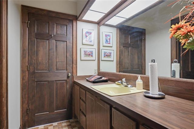 933 Greymont NW Circle, Marietta, GA 30064