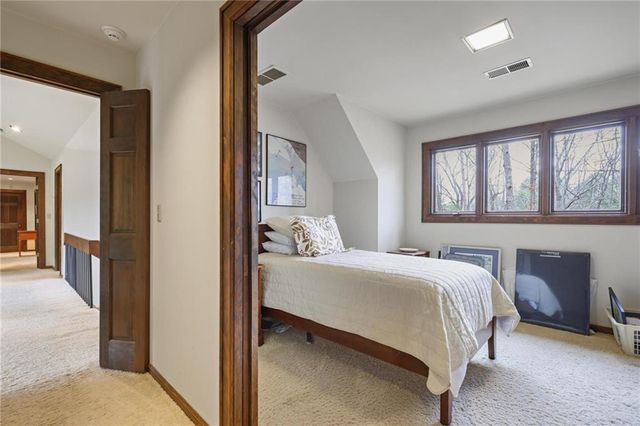 933 Greymont NW Circle, Marietta, GA 30064