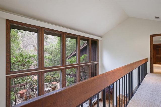 933 Greymont NW Circle, Marietta, GA 30064