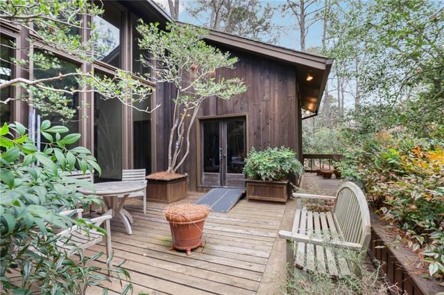 933 Greymont NW Circle, Marietta, GA 30064