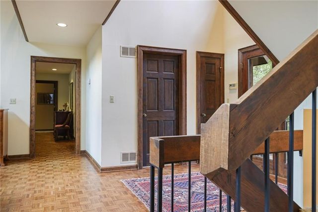 933 Greymont NW Circle, Marietta, GA 30064