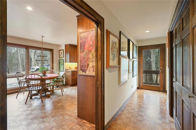 933 Greymont NW Circle, Marietta, GA 30064