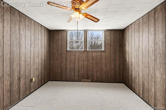 1101 S Farragut Street, Bay City, MI 48708