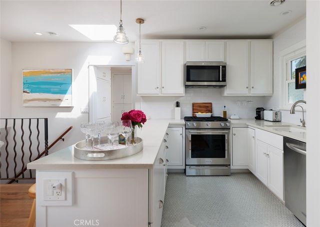 31907 9th Avenue, Laguna Beach, CA 92651