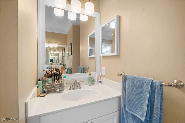 88 Burnt Pine DR, Naples, FL 34119