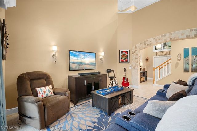 88 Burnt Pine DR, Naples, FL 34119