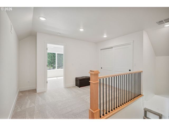 1013 N BODINE Rd, Kelso, WA 98626