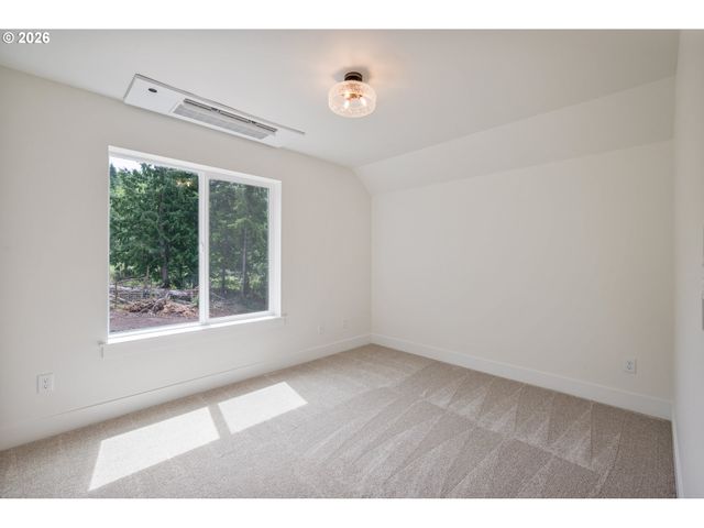 1013 N BODINE Rd, Kelso, WA 98626