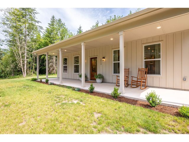 1013 N BODINE Rd, Kelso, WA 98626